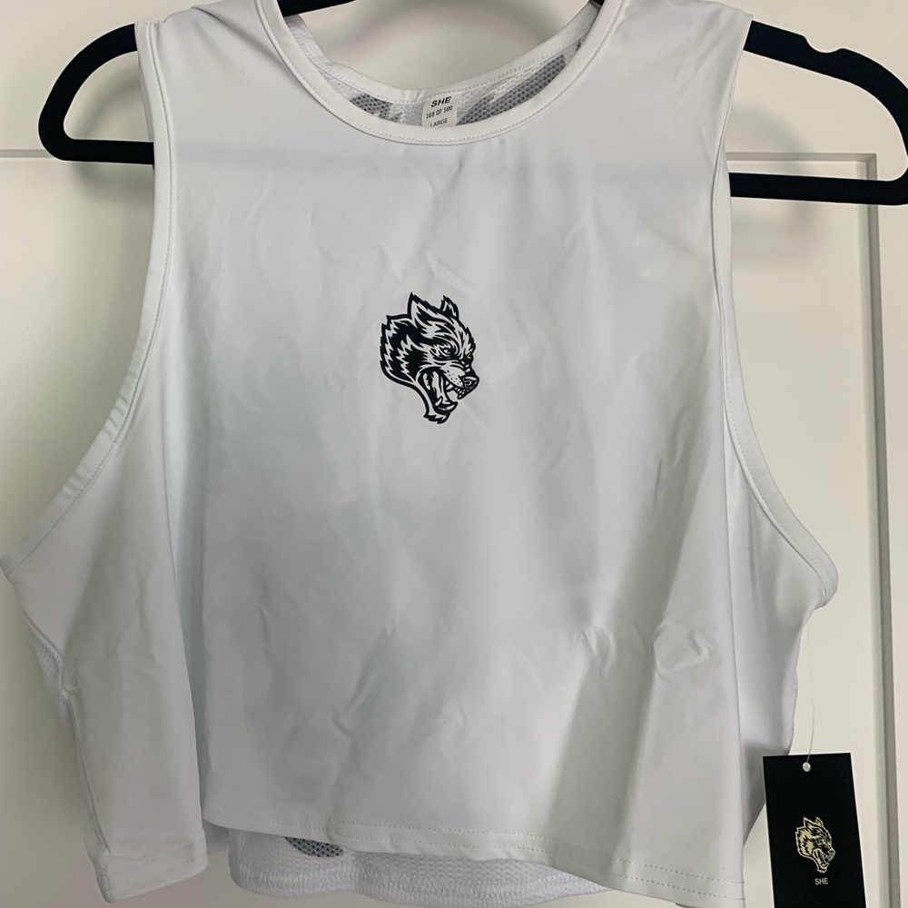 Darc Sport -She Wolf cropped top -size L